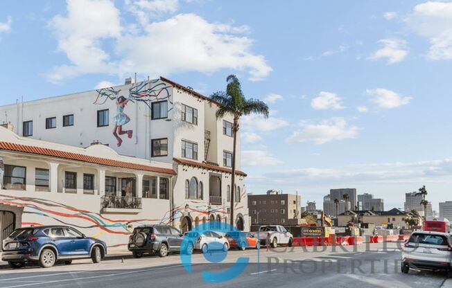 Studio, 1 bath, 341 sqft, $1,695, Unit 417