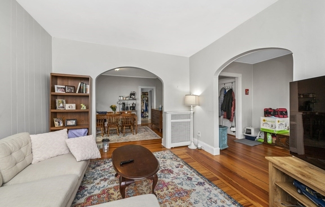 28 MAGNOLIA ST