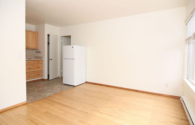 1 bed, 1 bath, 540 sqft, $1,525, Unit 105