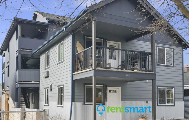1809 S 11th Street W