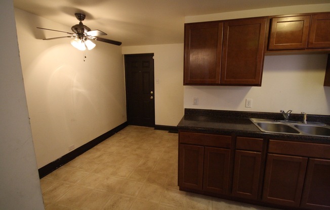 1 bed, 1 bath, 600 sqft, $725