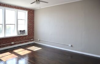 Studio, 1 bath, 400 sqft, $1,295, Unit 202