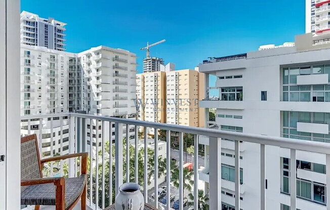 115 SW 11th St