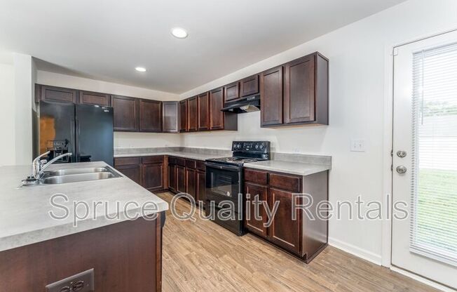 250 BAYBROOK LN