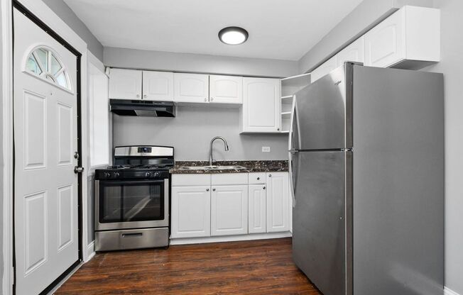 102-108 Memorial Dr