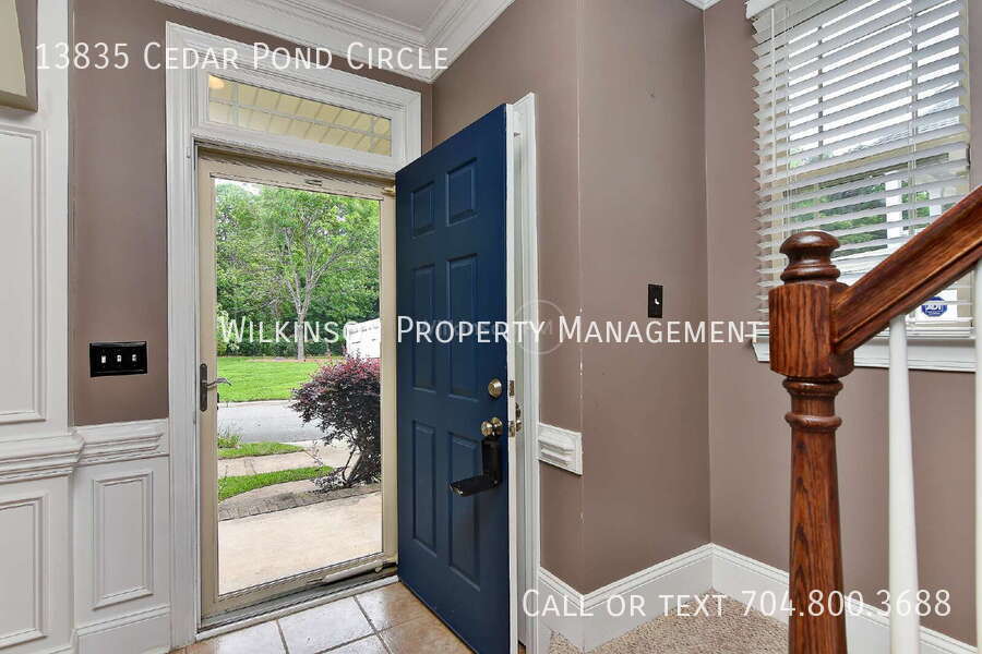 13835 CEDAR POND CIR