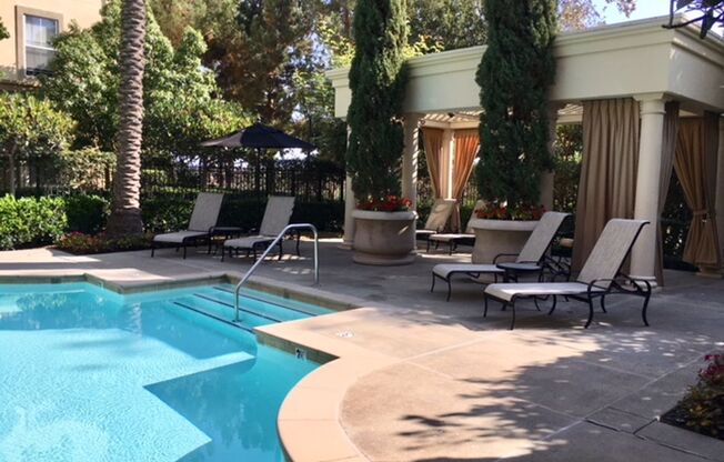 1 bed, 1 bath, $2,450
