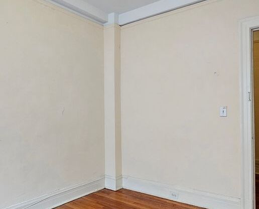 2 beds, 2 baths, 775 sqft, $1,875, Unit 211