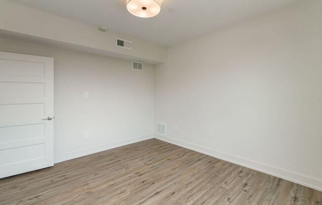 2 beds, 2 baths, $1,875, Unit 1050 N 4th St. Apt. 316