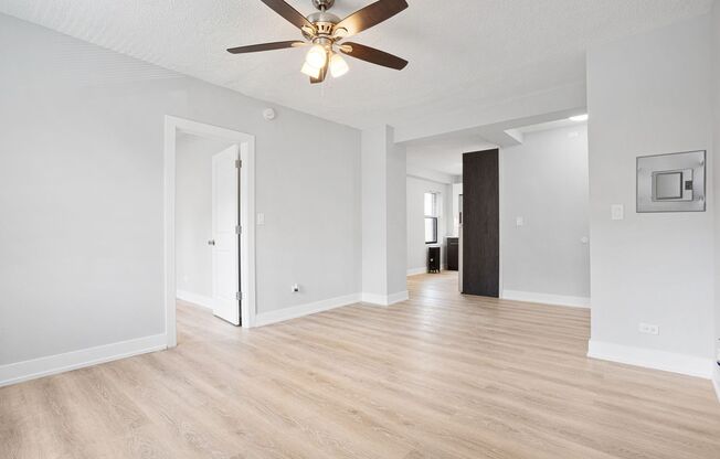 2 beds, 1 bath, 526 sqft, $2,250, Unit 2F