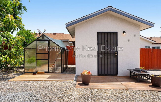 3 beds, 2 baths, 1,192 sqft, $4,195