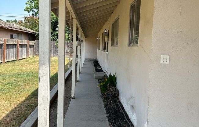 514 W. Iris Ave.