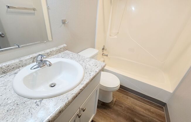 1 bed, 1 bath, 680 sqft, $799, Unit 109