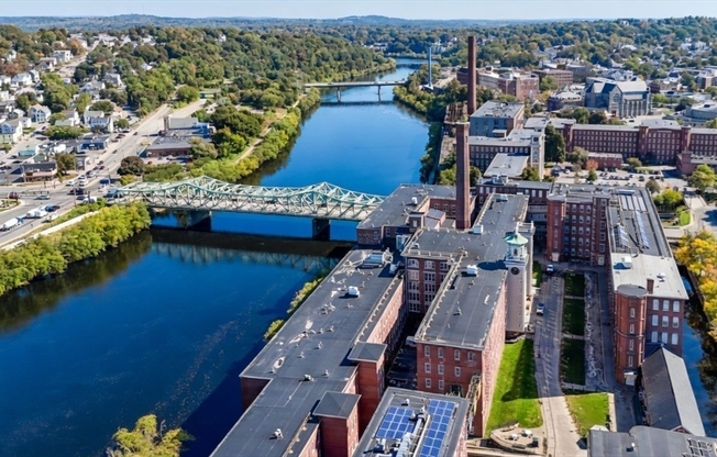 1 bed, 1 bath, 1,040 sqft, $2,400, Unit 142