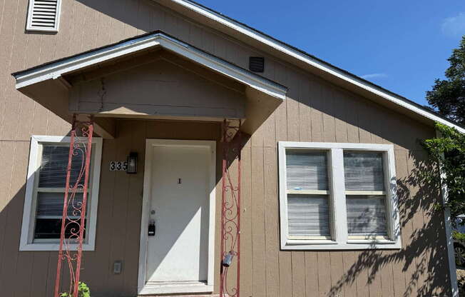 335 Monticello Ct # 2