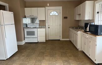 1 bed, 1.5 baths, 1,200 sqft, $1,100, Unit 2048-3
