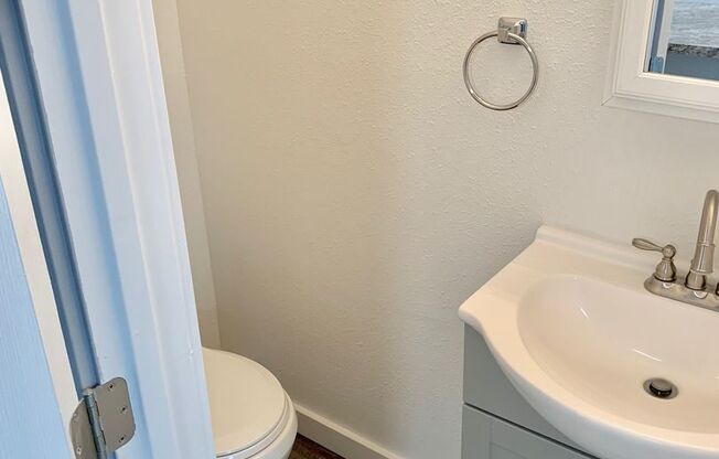 2 beds, 1.5 baths, 800 sqft, $1,499, Unit 1671B