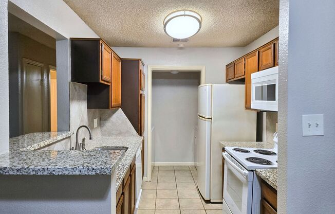 1 bed, 1 bath, $1,045