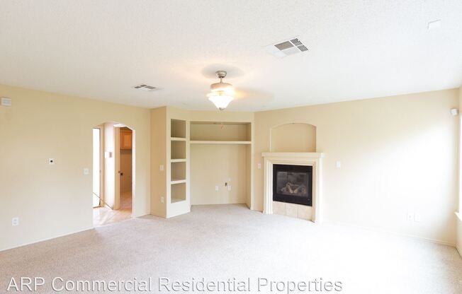3112 TIERRA PAOLA LN