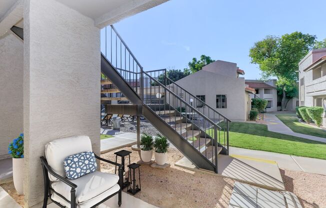 1 bed, 1 bath, 563 sqft, $1,175, Unit 130