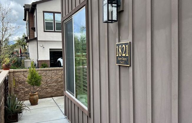 Charming 4-Bedroom Home in Simi Valley
