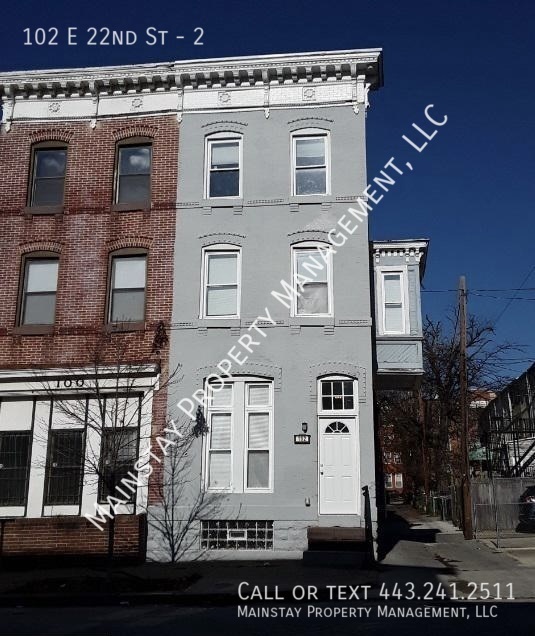 102 E 22 ST