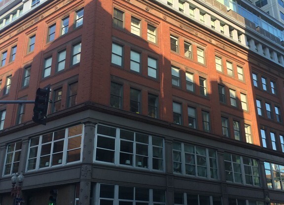 1 bed, 1 bath, 852 sqft, $3,600, Unit 1E