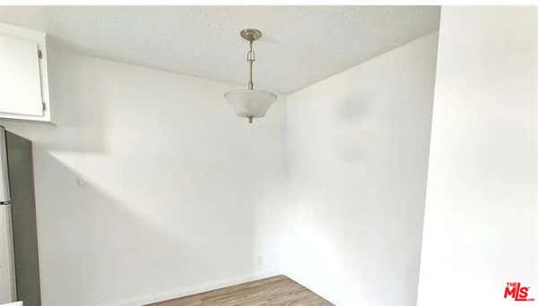 2 beds, 2 baths, $2,599, Unit A