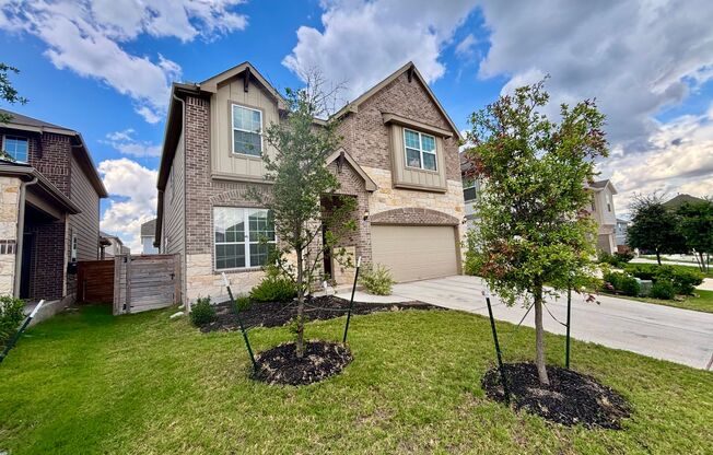 Large Home in Leander!