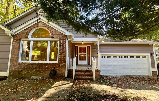 Wonderful Carrboro house with a walk out lower level suite!