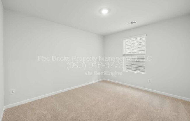5 beds, 2.5 baths, 2,306 sqft, $2,245