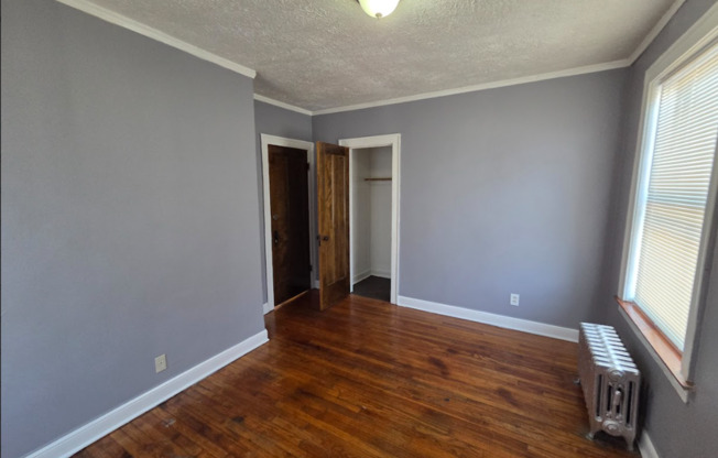 1651 E 74th Place