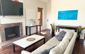 1 bed, 1 bath, $1,750