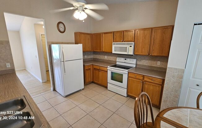 Beautifully Maintained Home In Palm Harbor