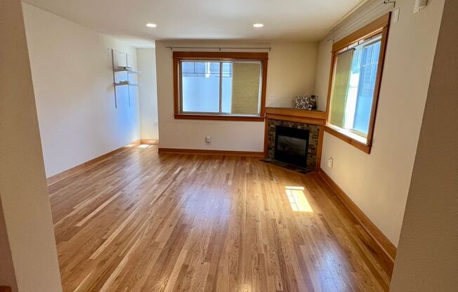 Columbia City Townhouse