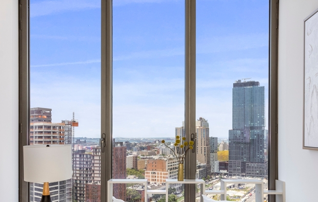 1 bed, 1 bath, $4,900, Unit PH-3E