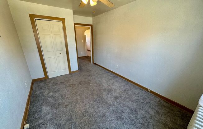 732 Idlewood Avenue (Full Service)