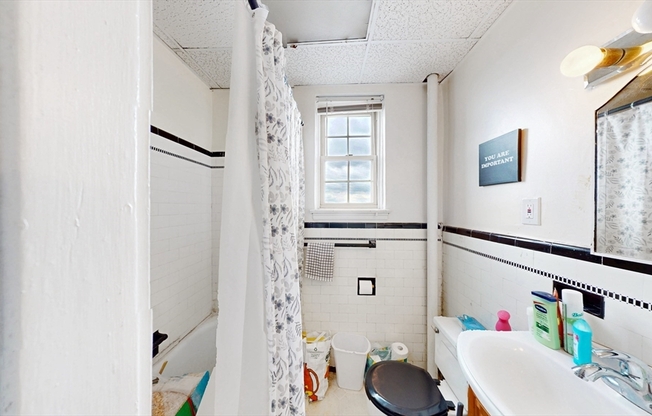 Studio, 1 bath, 475 sqft, $1,950, Unit 22