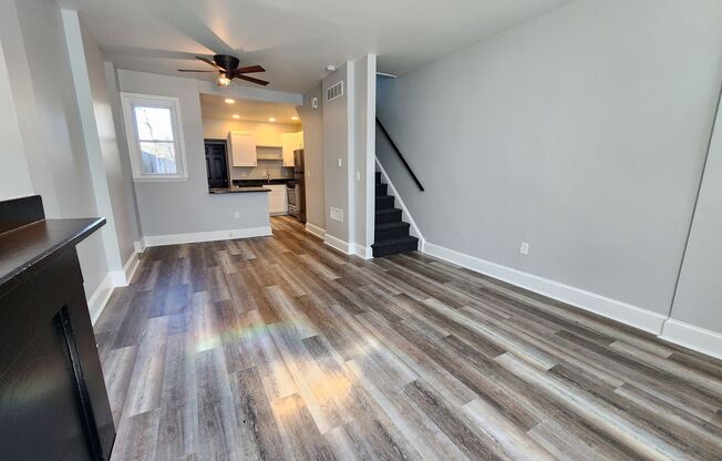FULLY REMODELED 2 STORY TOWNHOME IN UNIVERSITY CITY!  AUGUST 1