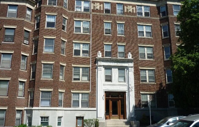 1497 COMMONWEALTH AVE