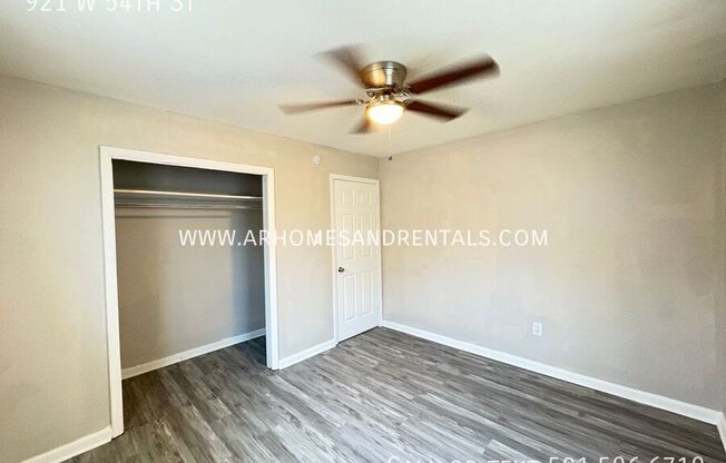 921 W 54th