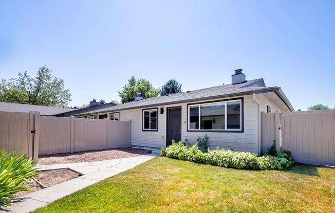 Completely Remodeled 3 Bedroom/1 Bathroom Duplex - Pet Friendly!!