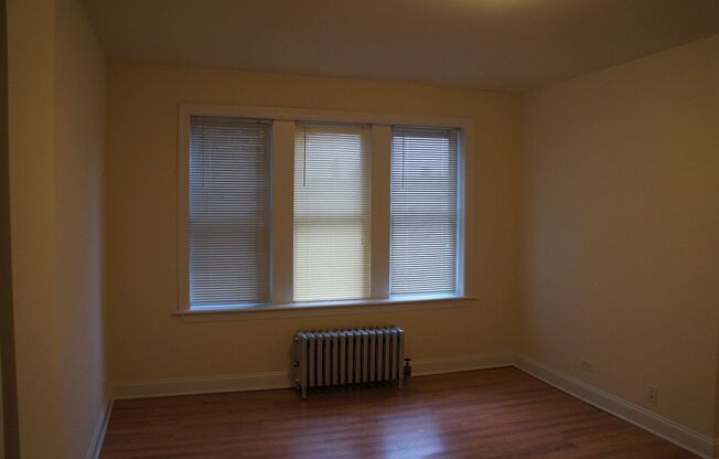 Studio, 1 bath, 342 sqft, $1,295, Unit 105