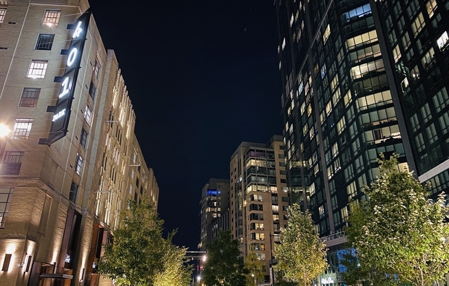 1 bed, 1 bath, 612 sqft, $4,200, Unit 24G