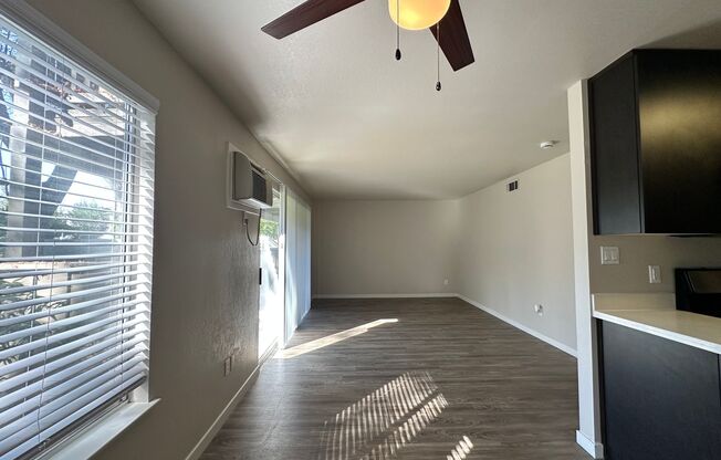 2 beds, 2 baths, 946 sqft, $1,950, Unit 102