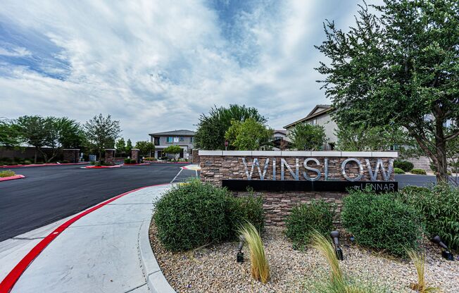 3 beds, 2.5 baths, $1,852