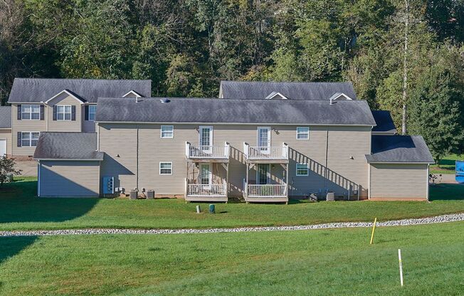 Hidden Brook Apartments & Townhomes