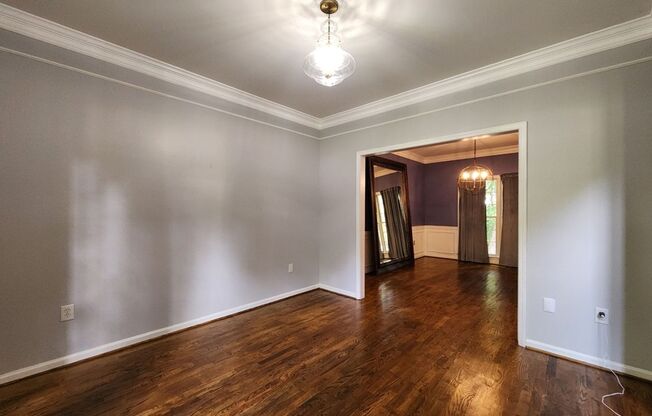 Stunning 4-Bed, 3-Bath Home in Prestigious Walker's Ridge