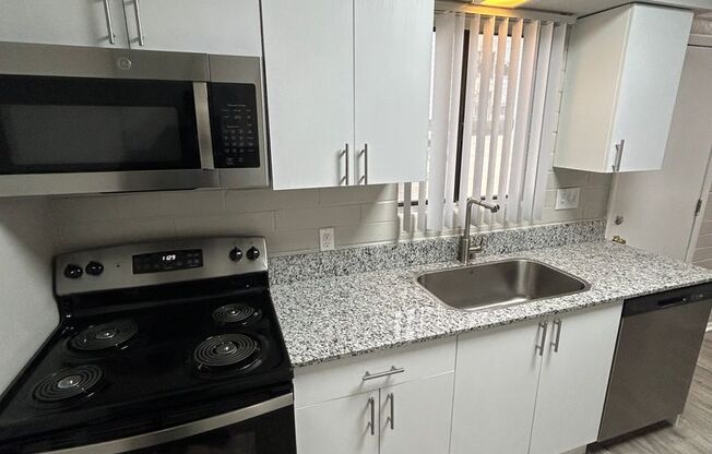 2 beds, 2 baths, 1,135 sqft, $1,420, Unit 029