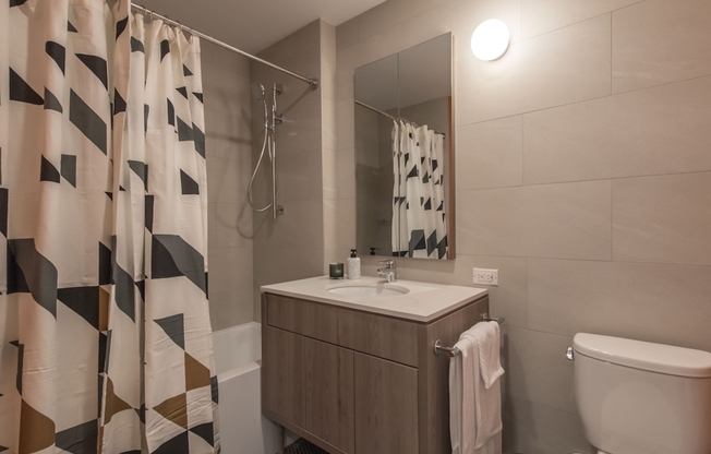 1 bed, 1 bath, 616 sqft, $3,025, Unit 806B